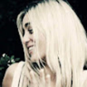 Meet your Posher, Nadia